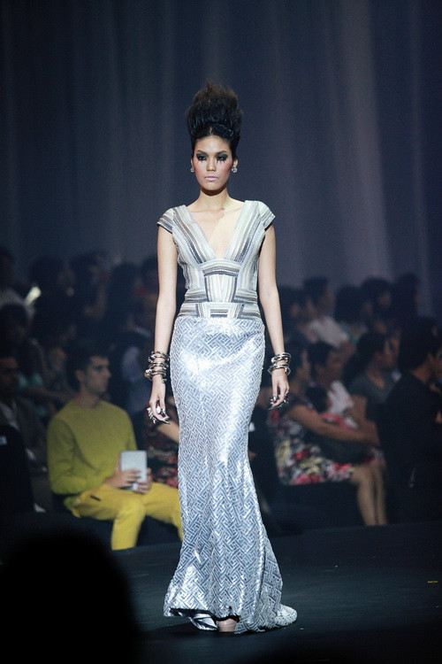 Công Trí tham dự Tuần lễ thời trang London 2013 ảnh 2