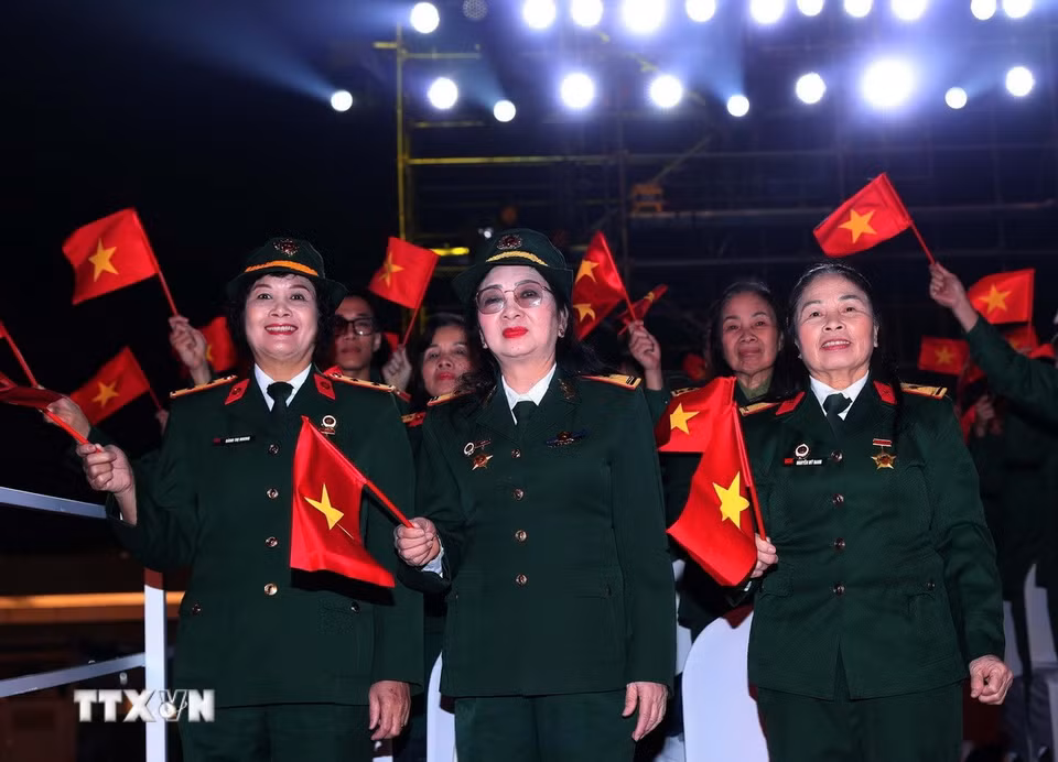 Các cựu chiến binh dự chương trình. (Ảnh: Trọng Đức/TTXVN)