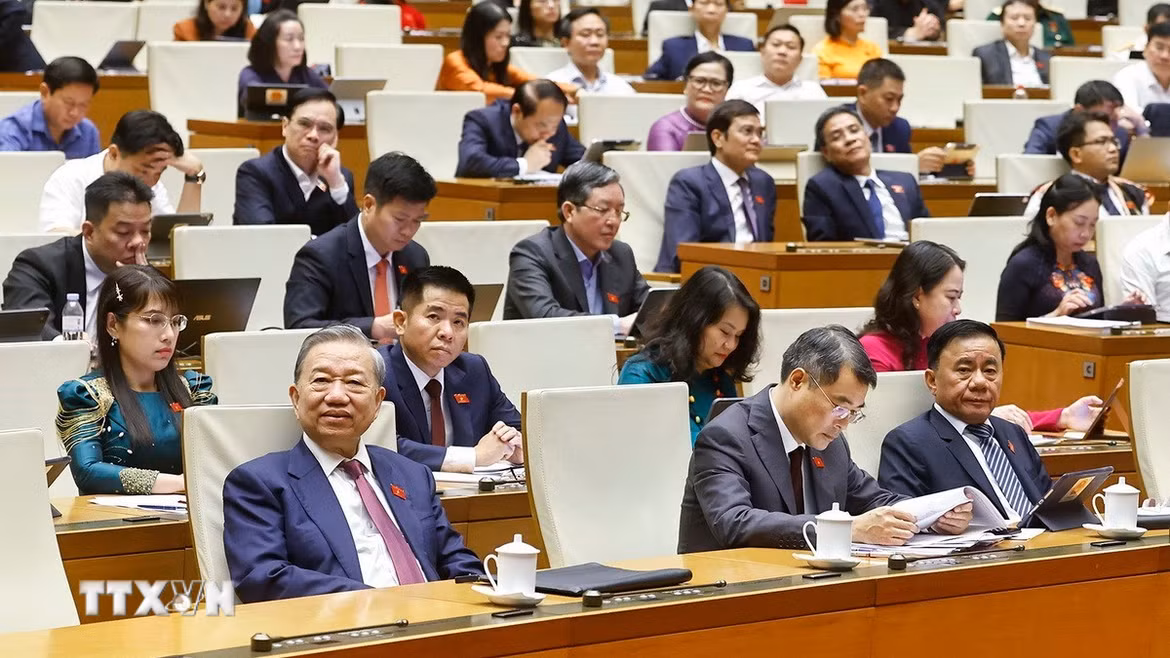 Tổng Bí thư, Chủ tịch nước Tô Lâm cùng các đồng chí lãnh đạo Đảng, Nhà nước dự phiên họp. (Ảnh: Doãn Tấn/TTXVN)