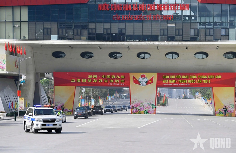 Đoàn công tác Bộ Quốc phòng kiểm tra, tổng duyệt các hoạt động trong khuôn khổ Giao lưu hữu nghị quốc phòng biên giới Việt Nam-Trung Quốc lần thứ 9 tại tỉnh Lạng Sơn. (Nguồn: Báo Quân đội Nhân dân)