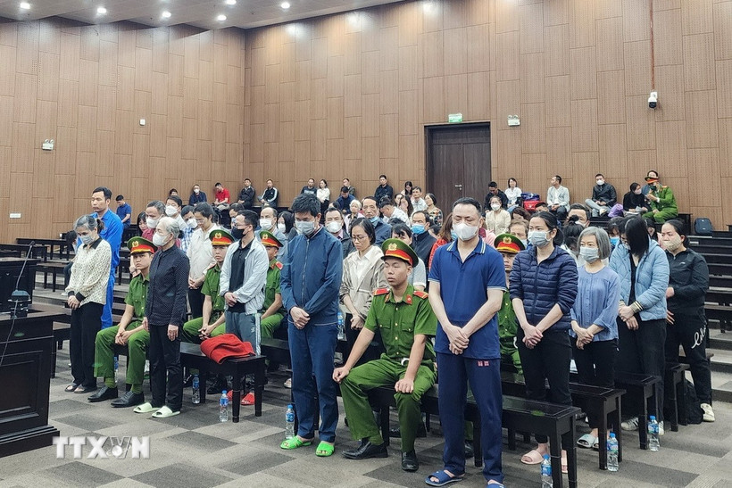 Các bị cáo tại phiên tòa. (Ảnh: Kim Anh/TTXVN)