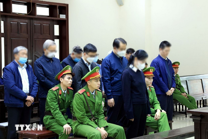 Các bị cáo trong phiên tòa. (Ảnh: Tuấn Anh/TTXVN)