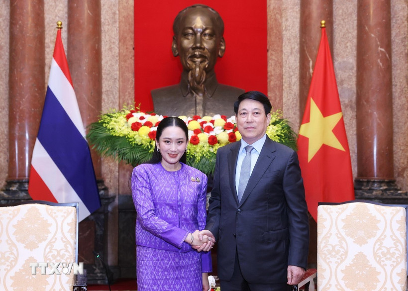 Chủ tịch nước Lương Cường tiếp Thủ tướng Thái Lan Paetongtarn Shinawatra. (Ảnh: Lâm Khánh/TTXVN)