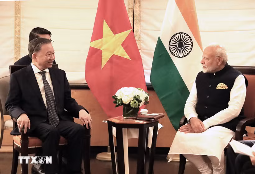Tổng Bí thư, Chủ tịch nước Tô Lâm gặp Thủ tướng Ấn Độ Narendra Modi trong khuôn khổ chuyến tham dự Đại hội đồng Liên hợp quốc Khóa 79 và làm việc tại Hoa Kỳ, chiều 23/9/2024 (giờ địa phương), tại New York. (Ảnh: Thanh Tuấn/TTXVN)