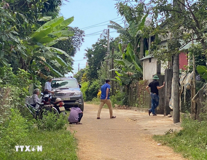 Khu vực xảy ra án mạng nghiêm trọng thôn Tân Trại 1, xã Vĩnh Giang, huyện Vĩnh Linh, tỉnh Quảng Trị. (Ảnh: TTXVN phát)