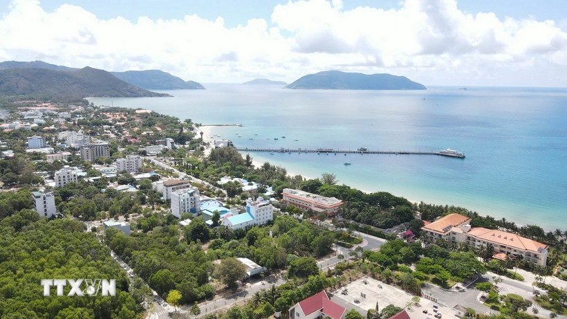 Côn Đảo là Khu Du lịch Quốc gia với hệ thống cơ sở vật chất kỹ thuật đồng bộ, hiện đại, có thương hiệu và sức cạnh tranh với khu vực và quốc tế. (Ảnh: Huỳnh Sơn/ TTXVN)
