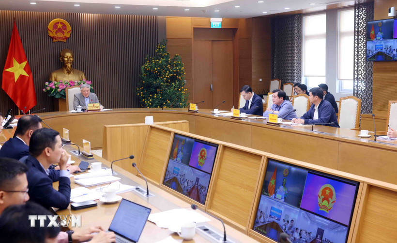 Phó Thủ tướng Thường trực Nguyễn Hòa Bình phát biểu. (Ảnh: Phạm Kiên/TTXVN)