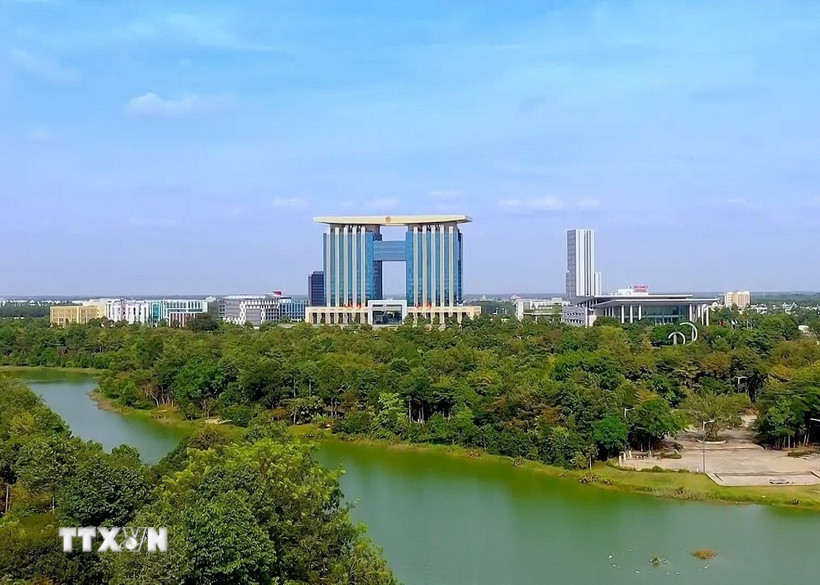 Trung tâm Hành chính tập trung tỉnh Bình Dương. (Ảnh: Dương Chí Tưởng/TTXVN)