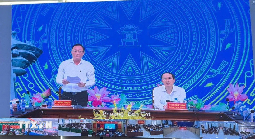 Hội nghị trực tuyến đánh giá về chạy thử 3 ngày, xử lý hơn 19.000 hồ sơ: 36 phường, xã ở Bình Dương. (Ảnh: TTXVN phát)