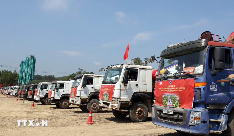 Lễ khởi công khu công nghiệp Tam Anh- An An Hòa thành phố Đà Nẵng. (Ảnh Trần Tĩnh/TTXVN)