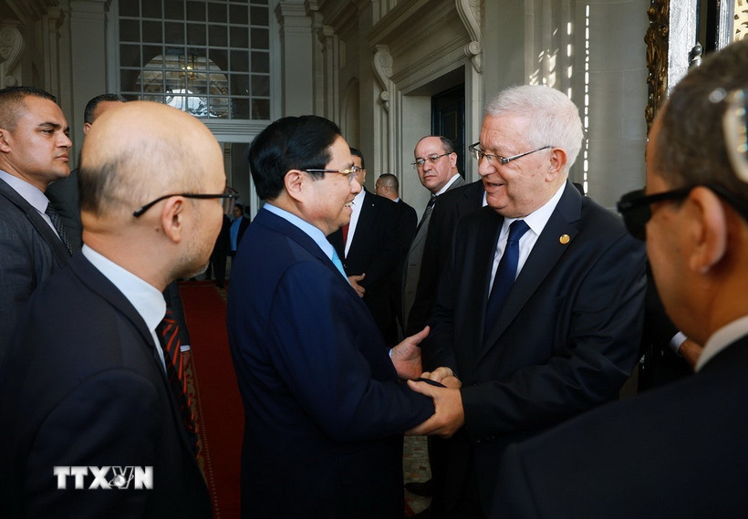 Thủ tướng Chính phủ Phạm Minh Chính hội kiến Chủ tịch Thượng viện Algeria
