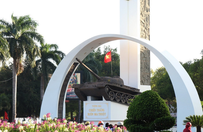 Tượng đài Chiến thắng Buôn Ma Thuột ở thành phố Buôn Ma Thuột, tỉnh Đắk Lắk. (Ảnh: Tuấn Anh/TTXVN)