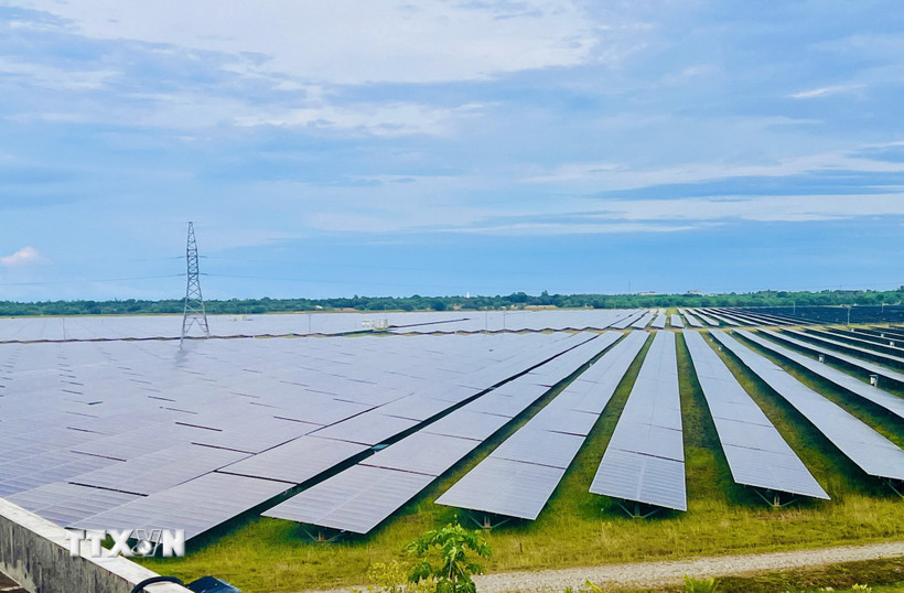 Nhà máy điện mặt trời Gio Thành 1 và Gio Thành 2 có tổng công suất 100 MWp với tổng mức đầu tư 2.300 tỷ đồng. (Ảnh: Nguyên Linh/TTXVN)
