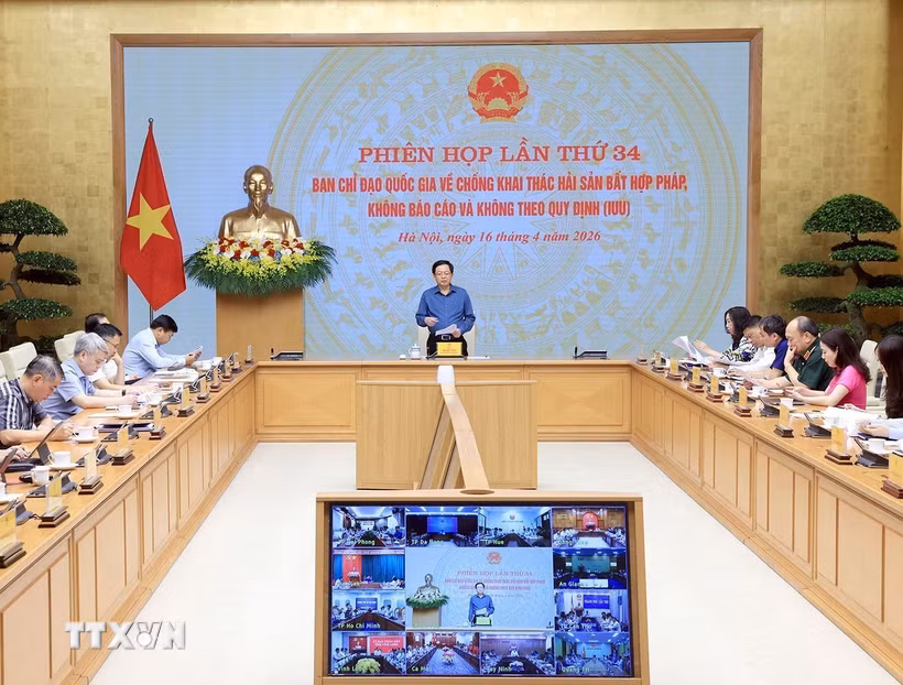 Phó Thủ tướng Hồ Quốc Dũng chủ trì Phiên họp Ban Chỉ đạo Quốc gia về chống khai thác IUU. (Ảnh: Tuấn Anh/TTXVN)