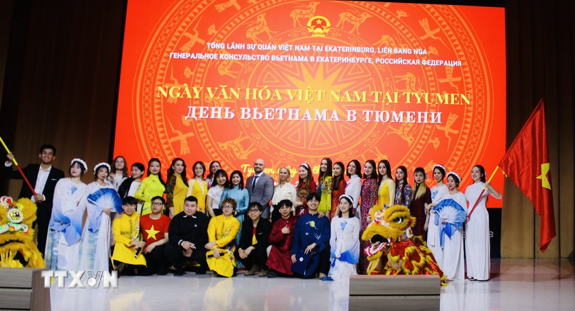 Ngày Văn hóa Việt Nam tại Tyumen. (Ảnh: TTXVN phát)