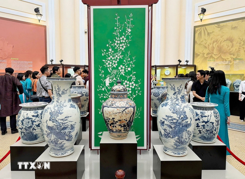 Các sản phẩm gốm được trưng bày tại Bảo tàng. (Ảnh: TTXVN phát)