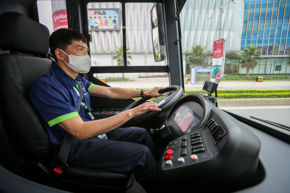 VinBus sẽ được đưa vào khai thác tại Hà Nội, Thành phố Hồ Chí Minh và Phú Quốc với số lượng xe dự kiến vào khoảng 200 chiếc. 15 tuyến Vinbus sẽ được lên kế hoạch triển khai nhằm kết nối các khu đô thị Vinhomes vào trung tâm Hà Nội và Thành phố Hồ Chí Minh. (Ảnh: Minh Sơn/Vietnam+)