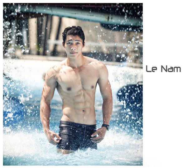 Á quân Mr.6 Pack mùa đầu tiên 2013 Trương Đăng Khoa có mặt trong thành phần ban giám khảo. (Ảnh: BTC)