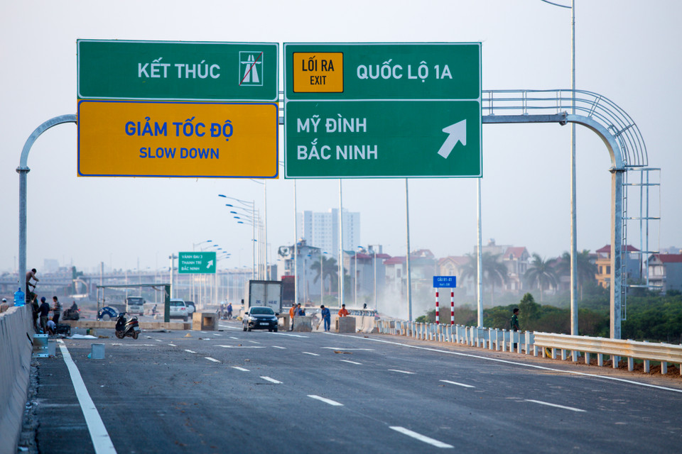 Ngược lại từ phía Hải Phòng đi sang điểm cuối sẽ là quốc lộ 1A. (Ảnh: Minh Sơn/Vietnam+)