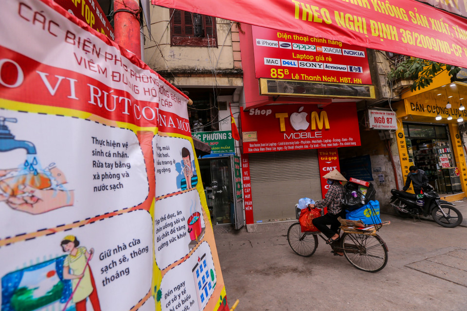 Dịch bệnh diễn biến phức tạp khiến nhiều doanh nghiệp kinh doanh trở nên lao đao. (Ảnh: Minh Sơn/Vietnam+)