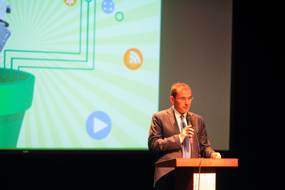 Đại sứ Pháp tại Việt Nam phát biểu khai mạc liên hoan phim ‘Clap’. (Ảnh: Thành Nguyễn/Vietnam+)