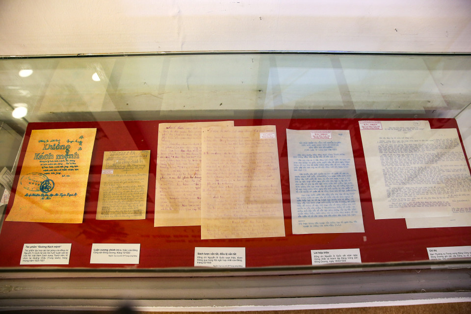 Người xem sẽ hiểu rõ hơn về sự ra đời và lãnh đạo của Đảng trong sự nghiệp đấu tranh giải phóng dân tộc, công cuộc xây dựng và bảo vệ Tổ quốc Việt Nam xã hội chủ nghĩa. (Ảnh: Minh Sơn/Vietnam+)