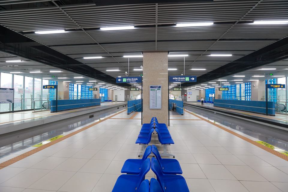 Giá vé ngày 30 ngàn đồng/người (không giới hạn số lượt đi lại trên tuyến theo ngày). 