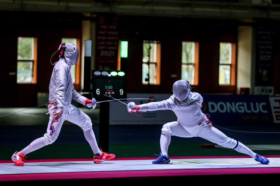 4 tuyển thủ của Việt Nam gồm Vũ Thành An, Nguyễn Xuân Lợi, Tô Đức Anh, Nguyễn Văn Quyết đã chạm trán các tuyển thủ Thái Lan gồm: Ruangrit Haekerd, Srinualnad Voragun và Wiriyatangsakul Panachai. (Ảnh: Minh Sơn/Vietnam+)