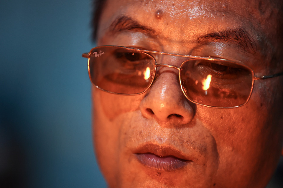 Có lúc tưởng như bị mai một, nhưng đến nay những người dân nơi đây vẫn bảo tồn, duy trì được tinh hoa của nghề làm thủy tinh truyền thống. (Ảnh: Minh Sơn/Vietnam+)