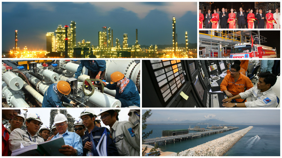 Tác phẩm 'Dòng xăng dầu "Made in Viet Nam" đầu tiên xuất xưởng' của nhóm tác giả Thanh Long, Đức Tám, Hà Thái, Quang Nhựt, Thành Đạt đoạt Giải Nhất Giải ảnh báo chí Khoảnh khắc vàng 02.