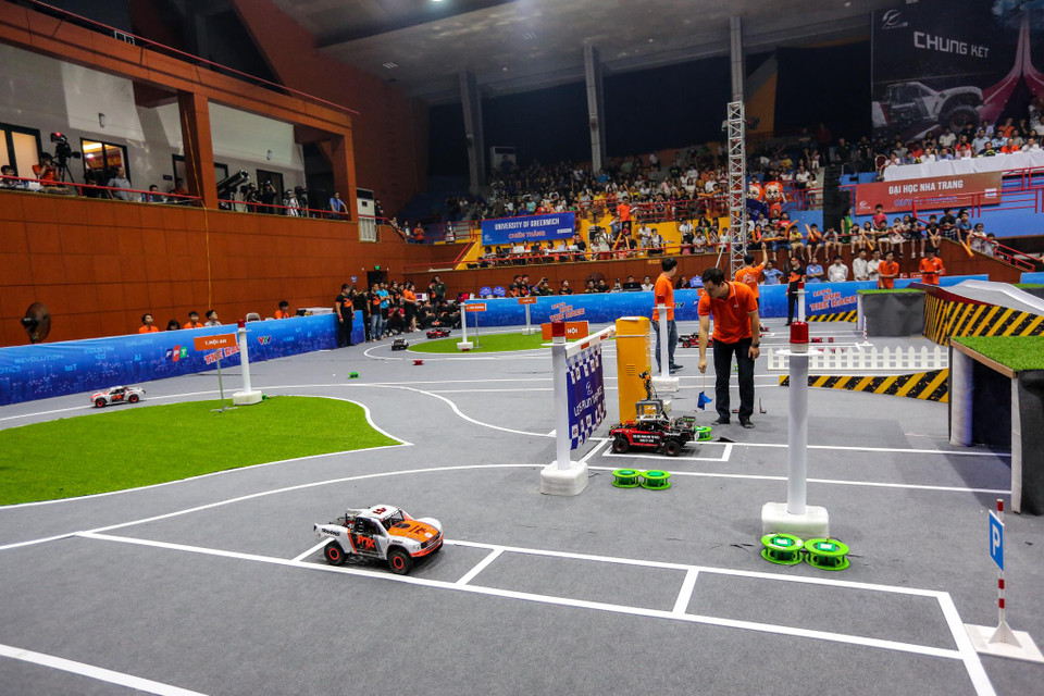 Cuộc đua số mùa thứ 3 được đánh giá là 'khó nhằn' khi các đội phải vượt qua rất nhiều thử thách từ Ban tổ chức. (Ảnh: Minh Sơn/Vietnam+)