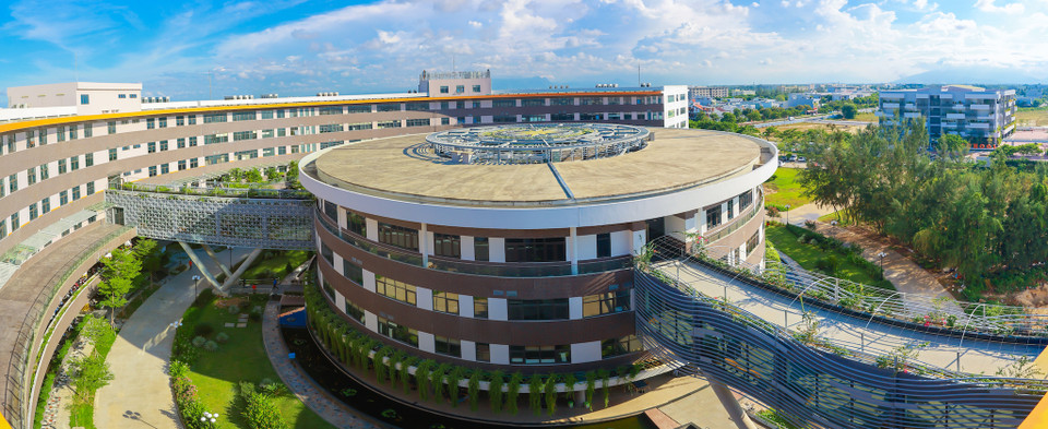 Khu phức hợp FPT Complex xây dựng trên tổng diện tích hơn 5,9 ha trong Khu đô thị Công nghệ FPT Đà Nẵng (phường Hòa Hải, quận Ngũ Hành Sơn, Đà Nẵng). (Ảnh: Minh Sơn/Vietnam+)