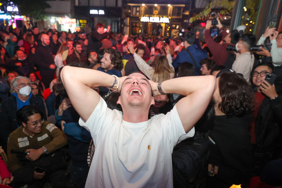Sau những phút thi đấu nghẹt thở của trận chung kết giữa Argentina và Pháp, cuối cùng chiến thắng đã thuộc về đội quân Nam Mỹ. (Ảnh: Minh Sơn/Vietnam+)