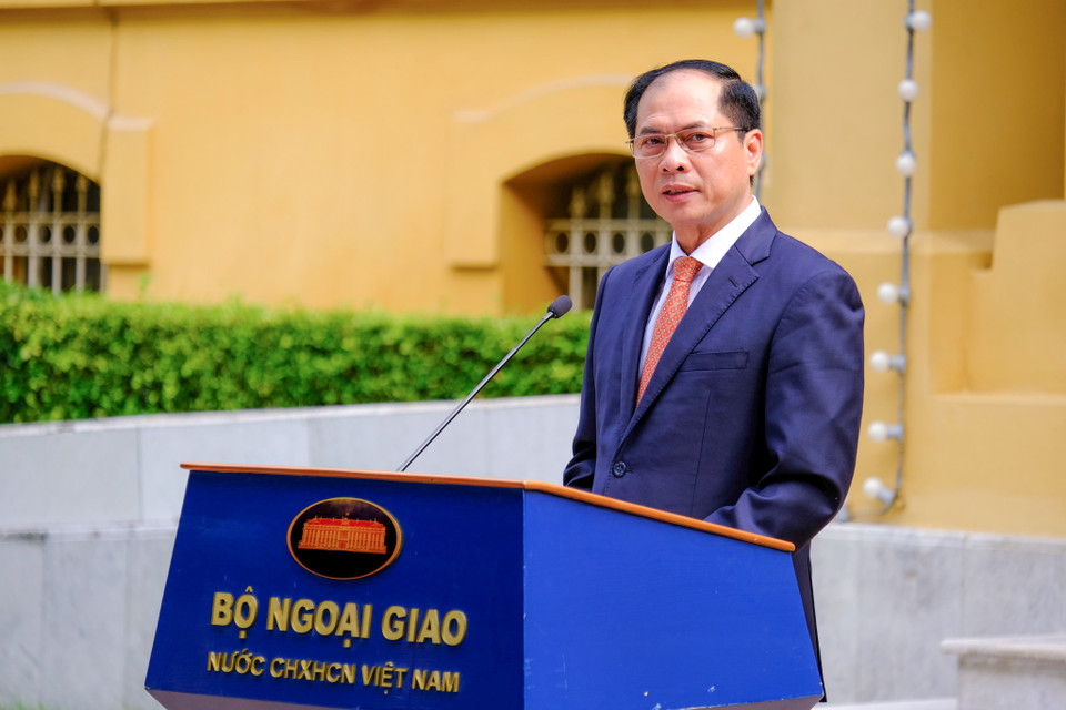 Bộ trưởng Bùi Thanh Sơn đã khẳng định: 'Với tinh thần tham gia chủ động, tích cực, trách nhiệm và đóng góp hiệu quả, Việt Nam cam kết cùng các nước thành viên nỗ lực và quyết tâm hiện thực hóa khát vọng về một ASEAN chuyển mình mạnh mẽ, vươn tầm bứt phá, thực sự là tâm điểm của hòa bình, hợp tác và phát triển.' (Ảnh: Minh Sơn/Vietnam+)