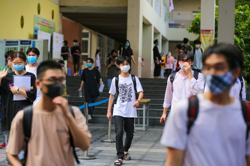 Chiều 8/7, hơn một triệu thí sinh trên cả nước đã hoàn thành bài thi cuối cùng - bài thi Ngoại ngữ Kỳ thi tốt nghiệp trung học phổ thông 2021. (Ảnh: Minh Sơn/Vietnam+)