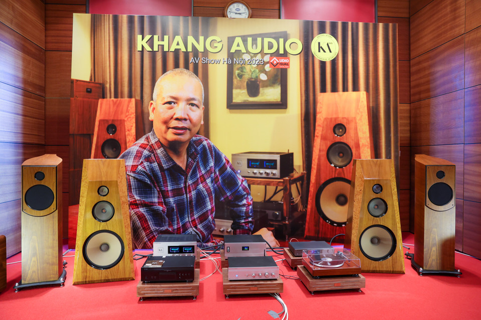 Triển lãm thiết bị nghe nhìn Việt Nam AVShow lần thứ 21 diễn ra tại Hà Nội từ ngày 9 - 11/12 thu hút 18 đơn vị tham gia với 24 phòng triển lãm. (Ảnh: Minh Sơn/Vietnam+)