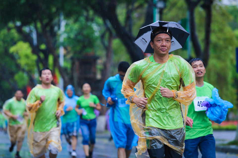 Chương trình ‘Chạy vì cuộc sống xanh sạch đẹp 2016’ được tổ chức nhằm mục đích hưởng ứng Ngày Mẹ Trái Đất 22/4 hàng năm của Liên hợp quốc. (Ảnh: Minh Sơn/Vietnam+)