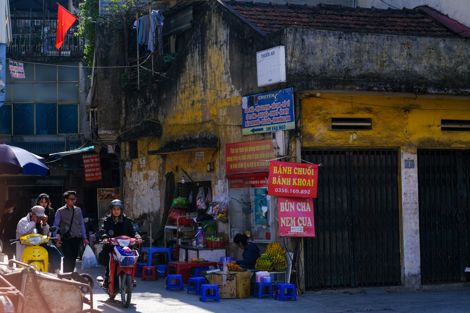 Qua 50 năm, nhịp sống đã hồi sinh trên con phố này. (Ảnh: Minh Sơn/Vietnam+)