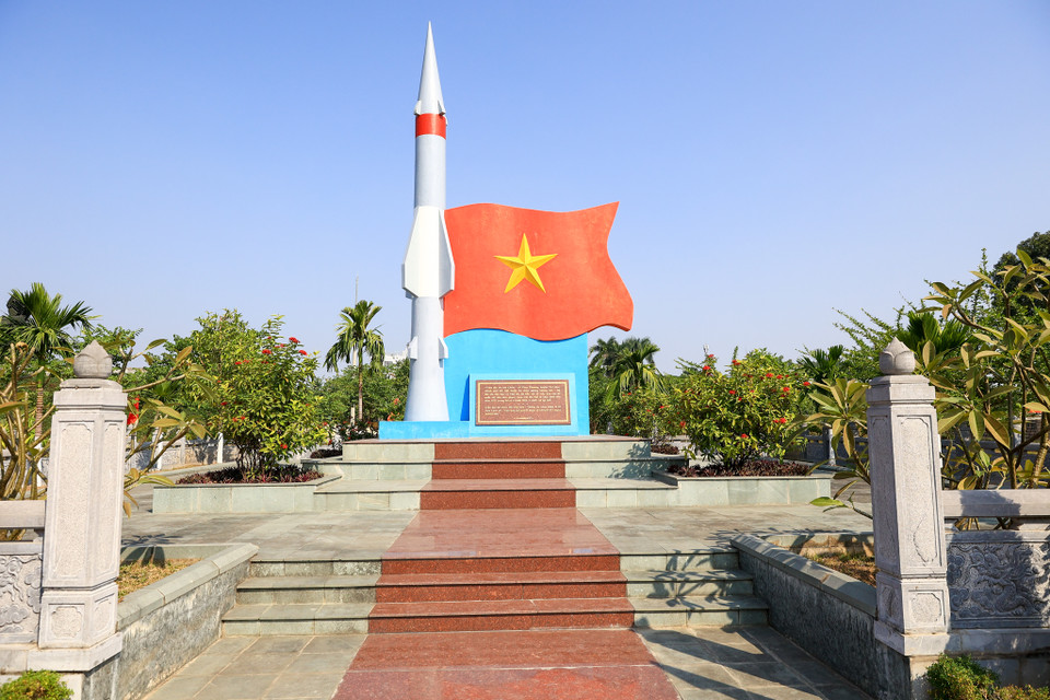 Một trong những trận địa phòng không dữ dội nhất, ác liệt nhất trong những ngày tháng lịch sử năm 1972 là trận địa tên lửa Chèm, thuộc xã Thụy Phương (huyện Từ Liêm, Hà Nội). (Ảnh: Minh Sơn/Vietnam+)