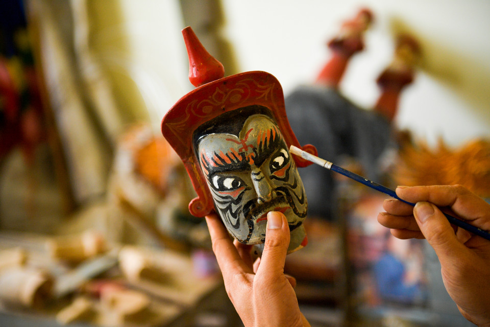 Những năm sau đó, cụ Bể quyết tâm vực dậy nghề rối vào những năm 1990 và rối Tế Tiêu đã thực sự được hồi sinh sau 25 năm gián đoạn, mở ra một giai đoạn phát triển mới. (Ảnh: Thế Đại/Vietnam+)