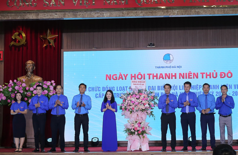 Ngay sau lễ khai mạc, 578 xã, phường, thị trấn đồng loạt tổ chức Đại hội đại biểu Hội Liên hiệp thanh niên Việt Nam cấp xã, nhiệm kỳ 2024 - 2029. (Ảnh: Diễm Hằng/Vietnam+)