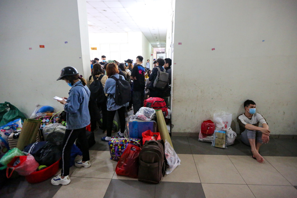 Dự kiến thời gian dồn sinh viên sang hai toà D1, D2 sẽ mất khoảng 2 ngày. (Ảnh: Minh Sơn/Vietnam+)