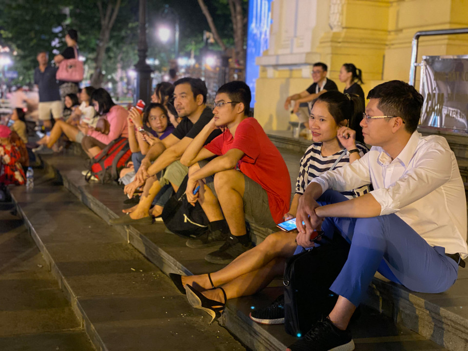 Tuy nhiên chế độ này chỉ hữu dụng khi chủ thể được chụp đứng yên không di chuyển nhiều. Nếu chủ thể chuyển động liên tục thì toàn bộ tấm hình sẽ bị hỏng. (Ảnh: Minh Sơn/Vietnam+)