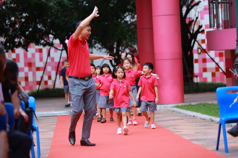 TH School tiên phong đưa các chương trình quốc tế đã áp dụng thành công ở hầu hết các hệ thống giáo dục tiên tiến trên thế giới kết hợp nhuần nhuyễn với tinh hoa Việt Nam học để khuyến khích tư duy toàn cầu ở mỗi học sinh trong khi vẫn luôn trân quý, nâng niu bản sắc dân tộc. (Ảnh: Minh Sơn/Vietnam+)