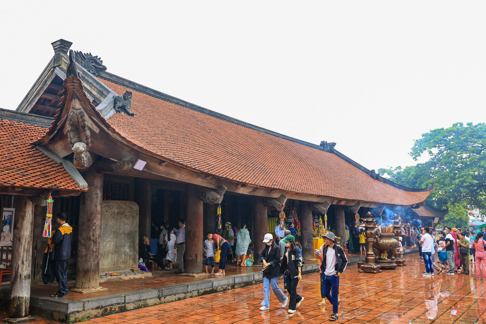 Đây là một trong những ngôi chùa của Việt Nam còn giữ lại được nguyên vẹn nét kiến trúc cổ gần 400 năm và là một trong 10 công trình kiến trúc cổ tiêu biểu của Việt Nam. (Ảnh: Minh Sơn/Vietnam+)