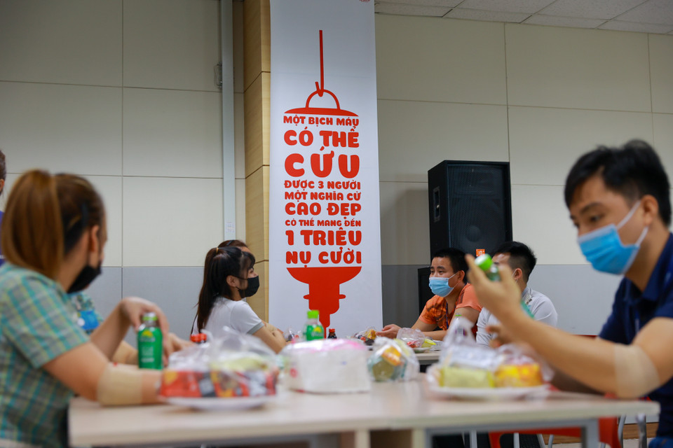 Qua chương trình, Samsung Việt Nam mong muốn truyền cảm hứng để các bạn trẻ sống lành mạnh, có trách nhiệm với sức khỏe và bản thân, để luôn giữ vai trò tiên phong trong lối sống cống hiến vì cộng đồng. (Ảnh: Minh Sơn/Vietnam+)