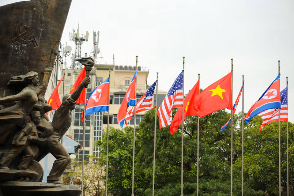 Các lĩnh vực an ninh, lễ tân đã được Việt Nam bàn bạc rất sát với hai nước Mỹ -Triều Tiên để có phương án cụ thể, đặc biệt là về an ninh có nhiều phương án khác nhau về bảo vệ, chống cháy nổ, các phương án dự phòng, phương án đảm bảo an ninh trong di chuyển, an ninh, an toàn mạng internet…(Ảnh: Minh Sơn/Vietnam+)