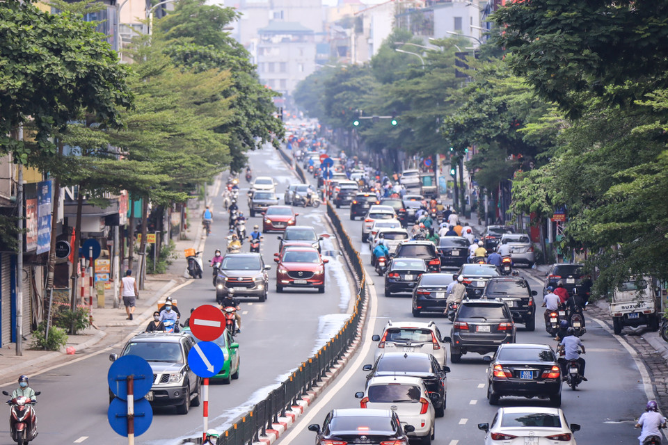 Khu vực đường Tây Sơn thời điểm 7 giờ 30 sáng. (Ảnh: Minh Sơn/Vietnam+)