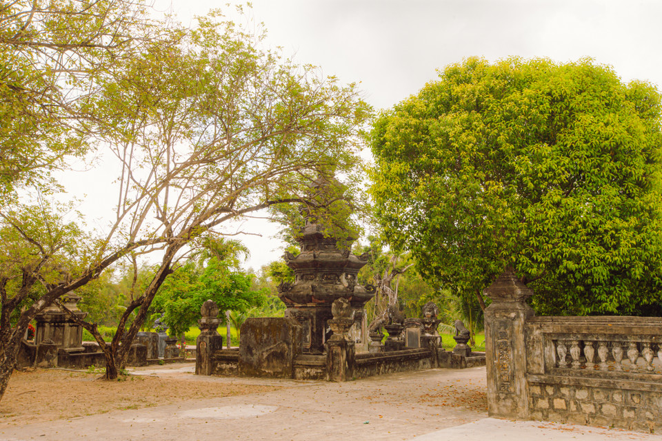 Nằm ở phường Nhơn Thành, thị xã An Nhơn, tỉnh Bình Định, chùa Thập Tháp Di Đà (hay chùa Thập Tháp) là một trong những ngôi tổ đình cổ danh tiếng vào bậc nhất ở miền Trung. (Ảnh: Minh Sơn/Vietnam+)