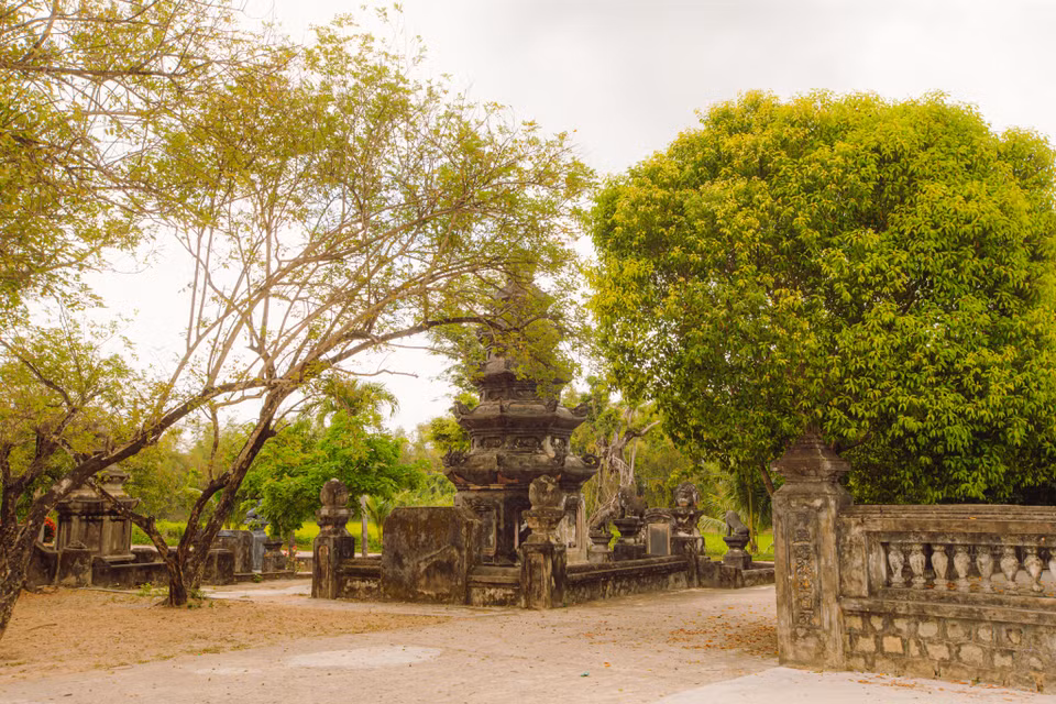 Nằm ở phường Nhơn Thành, thị xã An Nhơn, tỉnh Bình Định, chùa Thập Tháp Di Đà (hay chùa Thập Tháp) là một trong những ngôi tổ đình cổ danh tiếng vào bậc nhất ở miền Trung. (Ảnh: Minh Sơn/Vietnam+)